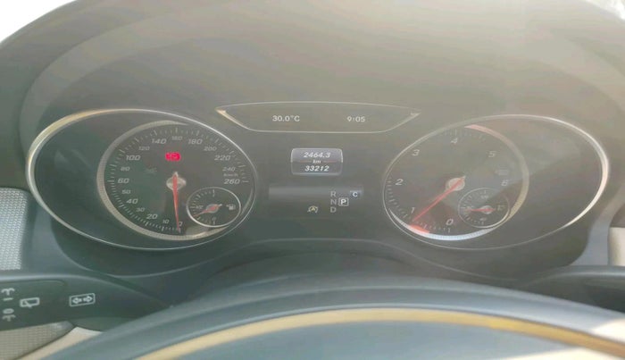 2019 Mercedes Benz GLA Class 220D 4MATIC, Diesel, Automatic, 33,212 km, interior