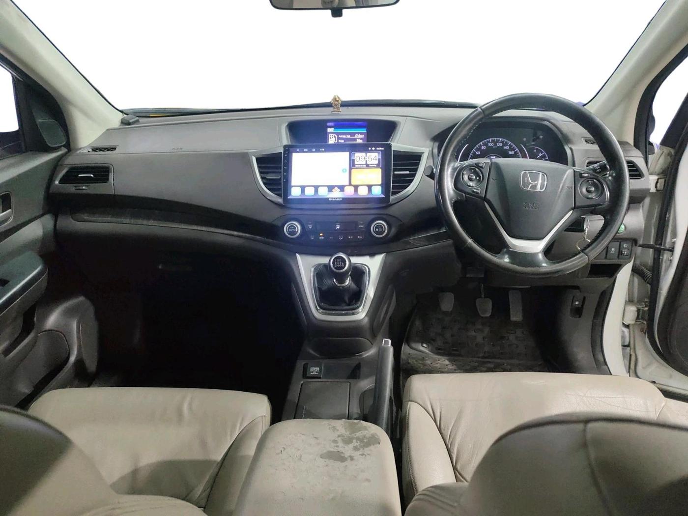 2016 Honda CRV 2.0L 2WD MT, Petrol, Manual, 83,939 km, interior