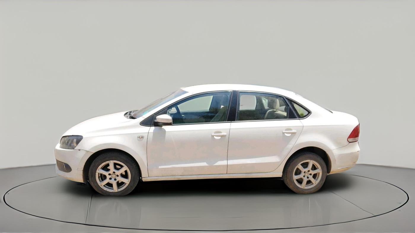 2013 Volkswagen Vento HIGHLINE DIESEL 1.6, Diesel, Manual, 1,01,874 km, exterior