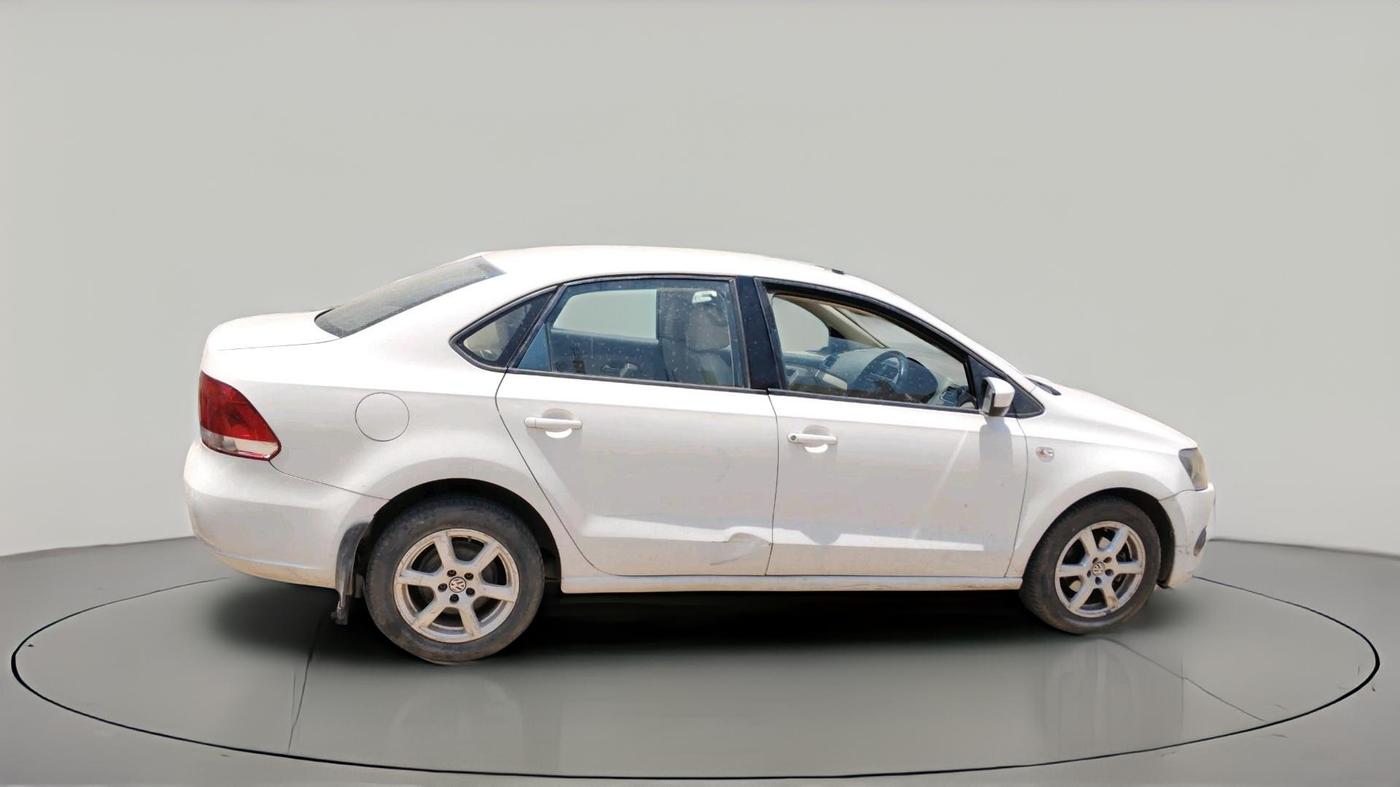 2013 Volkswagen Vento HIGHLINE DIESEL 1.6, Diesel, Manual, 1,01,874 km, exterior