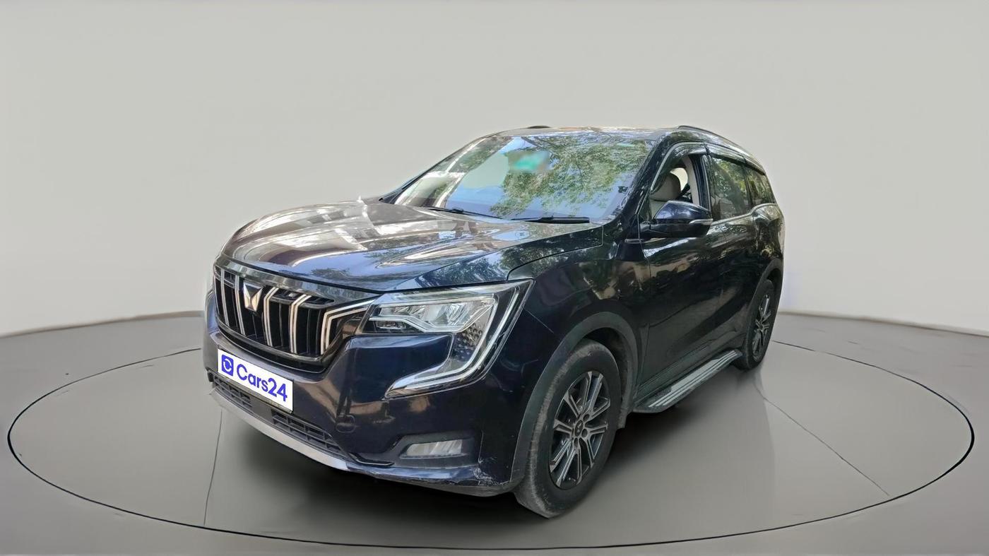2022 Mahindra XUV700 AX 7 D AT AWD 7 STR, Diesel, Automatic, 85,469 km, exterior