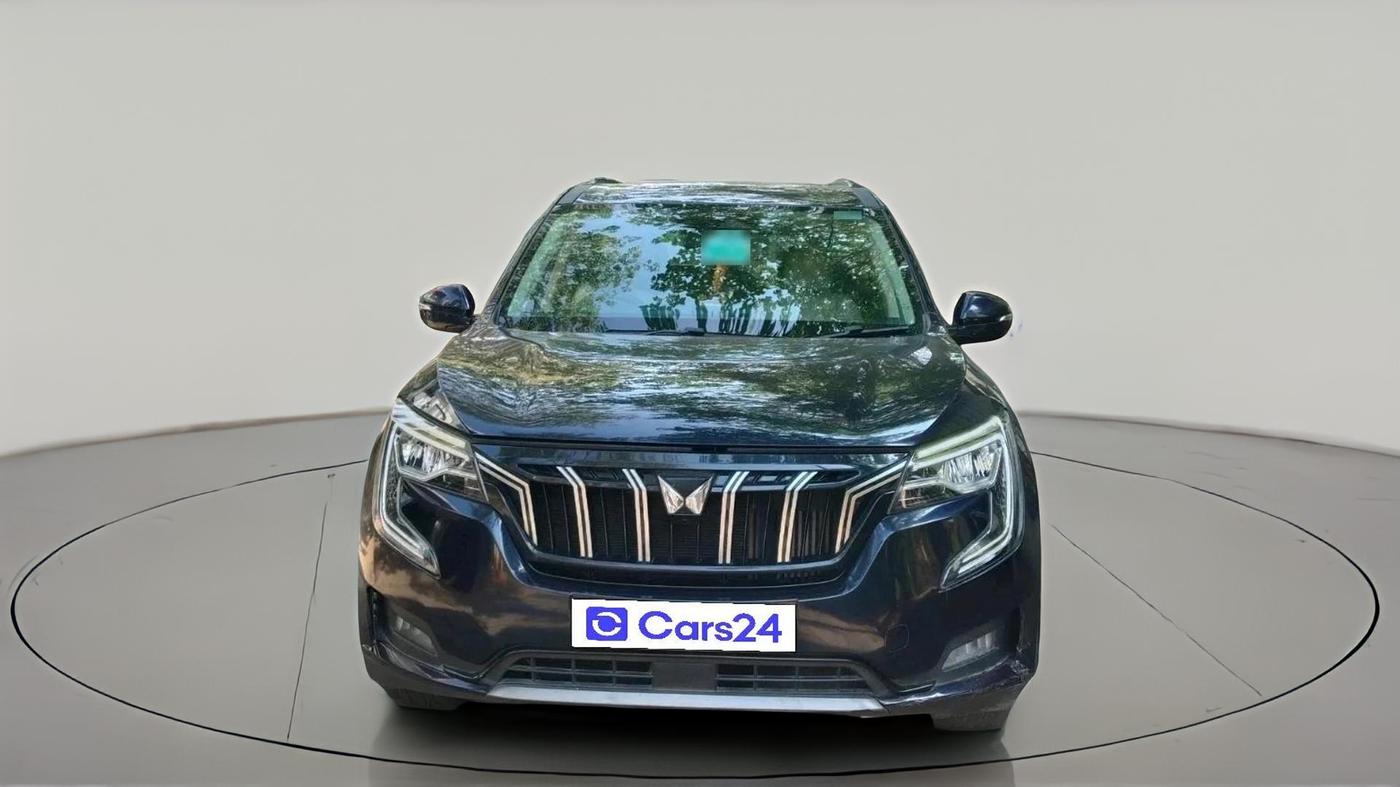 2022 Mahindra XUV700 AX 7 D AT AWD 7 STR, Diesel, Automatic, 85,469 km, exterior