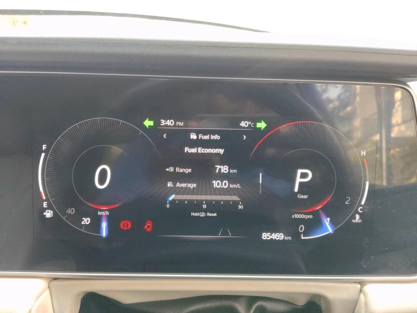2022 Mahindra XUV700 AX 7 D AT AWD 7 STR, Diesel, Automatic, 85,469 km, interior