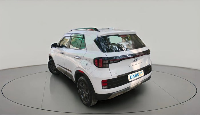 2024 Hyundai VENUE SX 1.2 PETROL, Petrol, Manual, 12,527 km, exterior