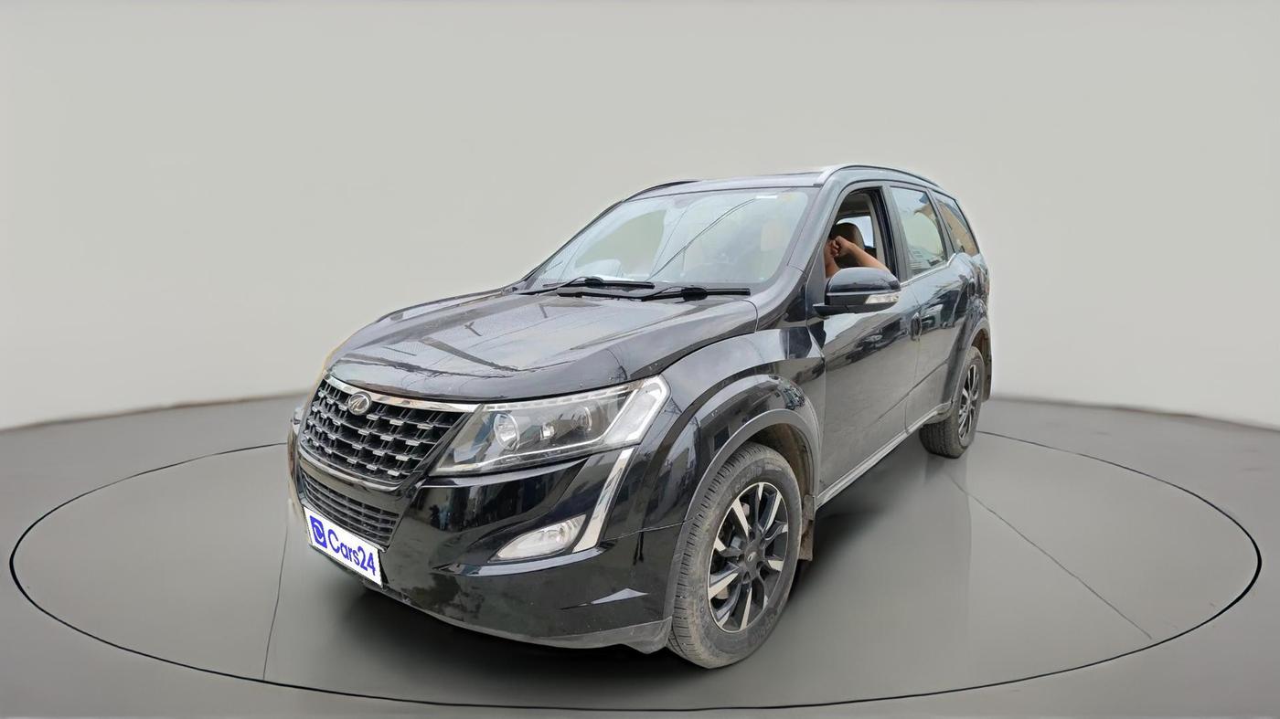 2018 Mahindra XUV500 W11 AT, Diesel, Automatic, 75,062 km, exterior