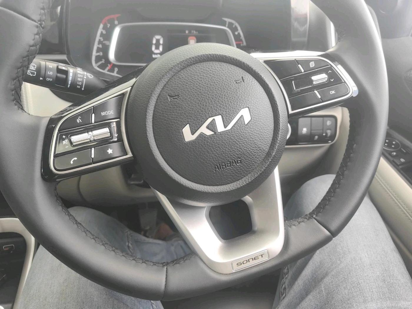 2026 KIA SONET HTK PLUS 1.2 PETROL MT, Petrol, Manual, 1,631 km, interior