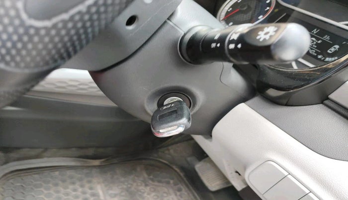 2022 Hyundai GRAND I10 NIOS SPORTZ AMT 1.2 KAPPA VTVT, Petrol, Automatic, 45,340 km, interior