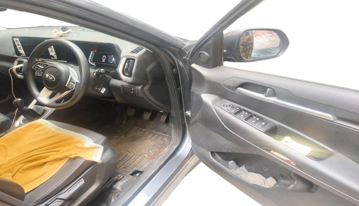 2021 KIA SONET HTK PLUS 1.2, Petrol, Manual, 47,779 km, interior