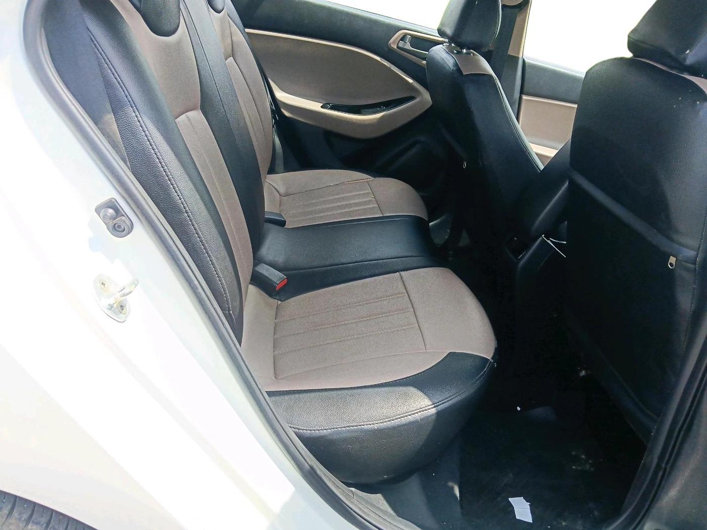 2016 Hyundai Elite i20 SPORTZ 1.4 CRDI, Diesel, Manual, 92,919 km, interior