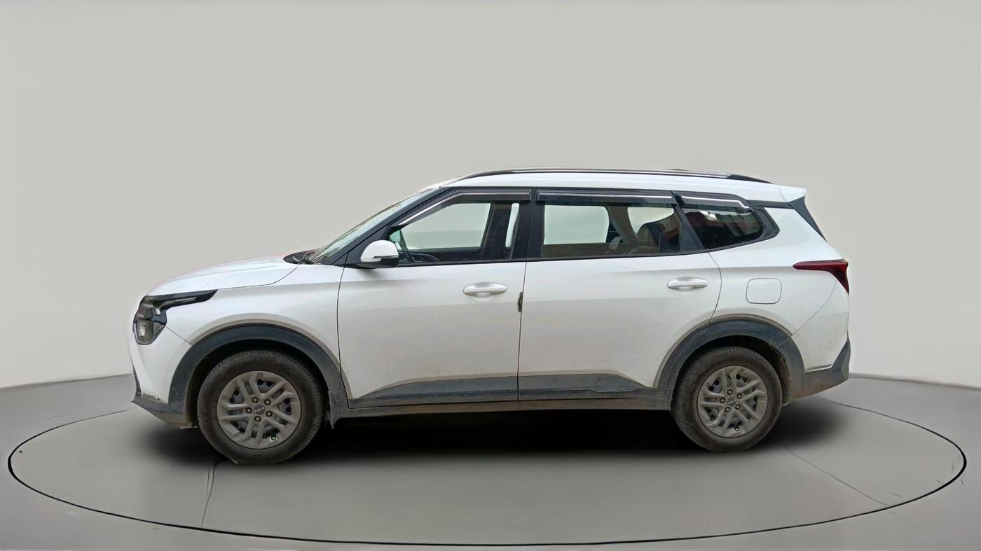 2022 KIA CARENS PRESTIGE 1.4 PETROL 7 STR, Petrol, Manual, 41,711 km, exterior