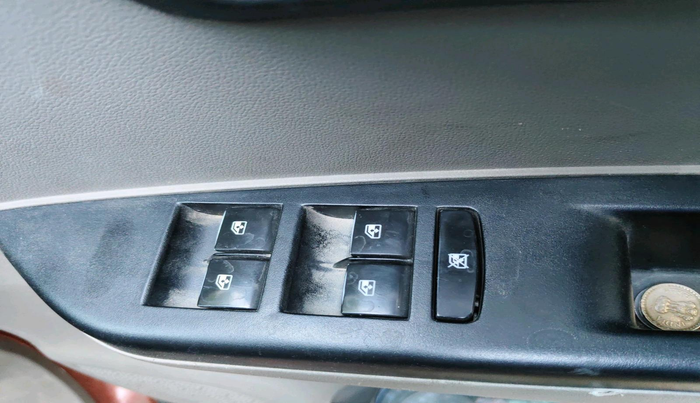 2016 Mahindra Kuv100 K8 D 6 STR, Diesel, Manual, 8,50,437 km, interior