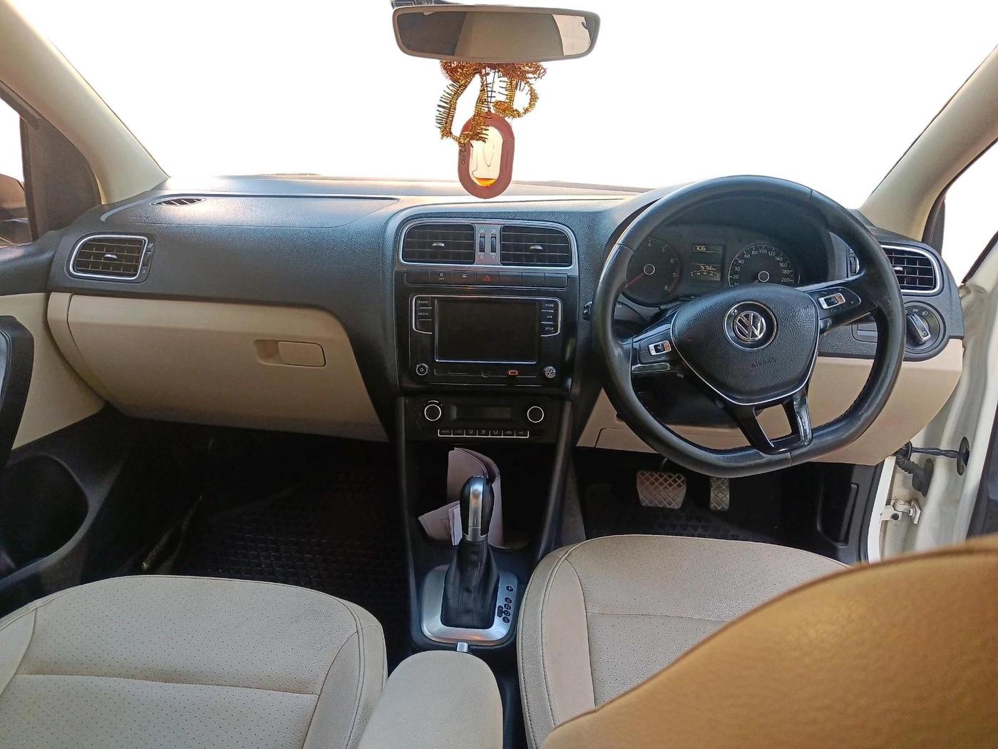2019 Volkswagen Vento HIGHLINE PLUS 1.2 AT, Petrol, Automatic, 75,766 km, interior