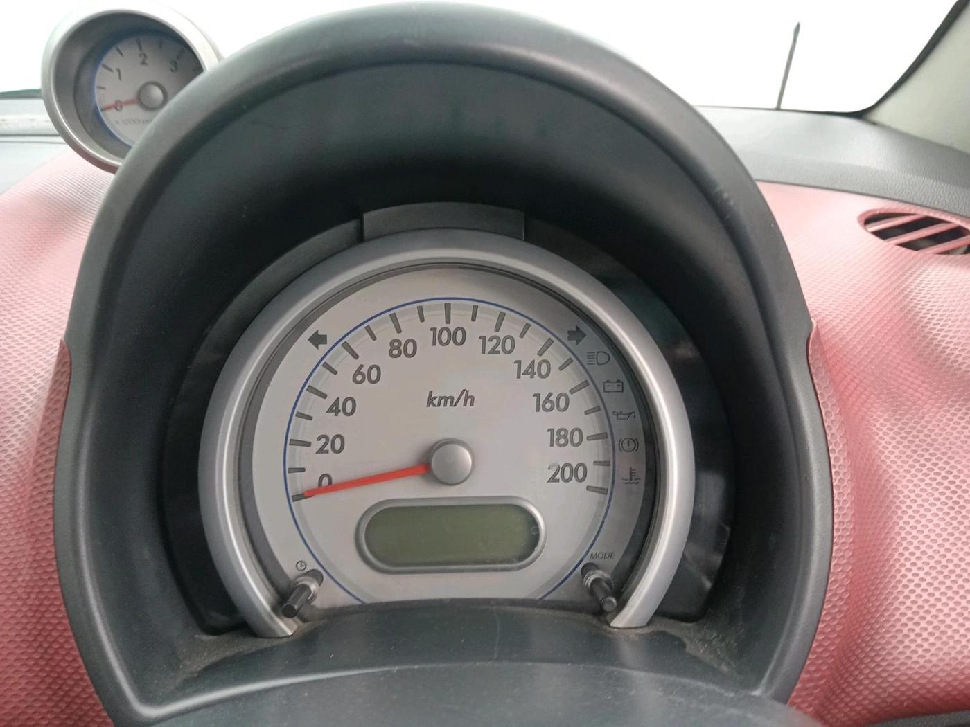 2014 Maruti Ritz VDI, Diesel, Manual, 98,585 km, interior
