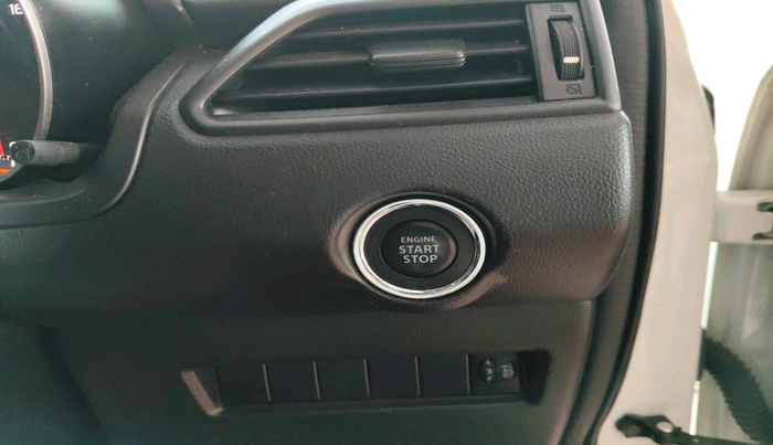 2020 Maruti Swift ZXI, Petrol, Manual, 23,496 km, interior