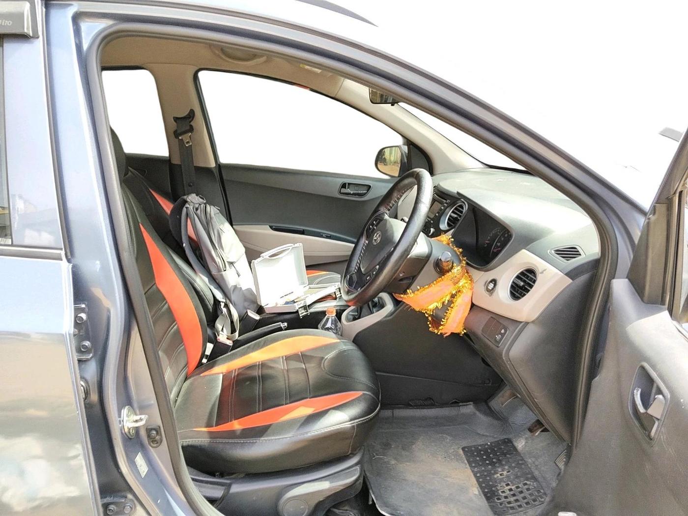 2015 Hyundai Grand i10 ASTA 1.2 KAPPA VTVT, Petrol, Manual, 90,802 km, interior