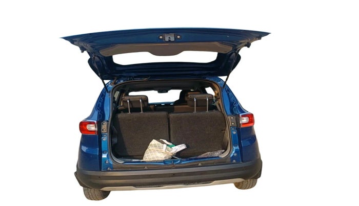 2022 Renault TRIBER RXZ, Petrol, Manual, 35,340 km, exterior