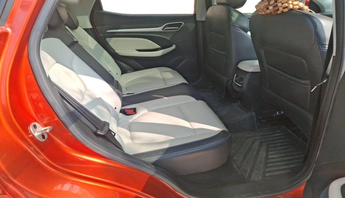 2022 MG ASTOR SHARP 1.5 MT, Petrol, Manual, 32,543 km, interior