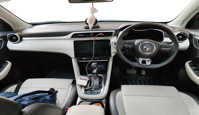 2023 MG ASTOR SAVVY 1.5 CVT, Petrol, Automatic, 9,877 km, interior