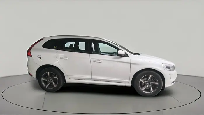 2015 Volvo XC 60 D4 KINETIC, Diesel, Automatic, 1,01,460 km, exterior
