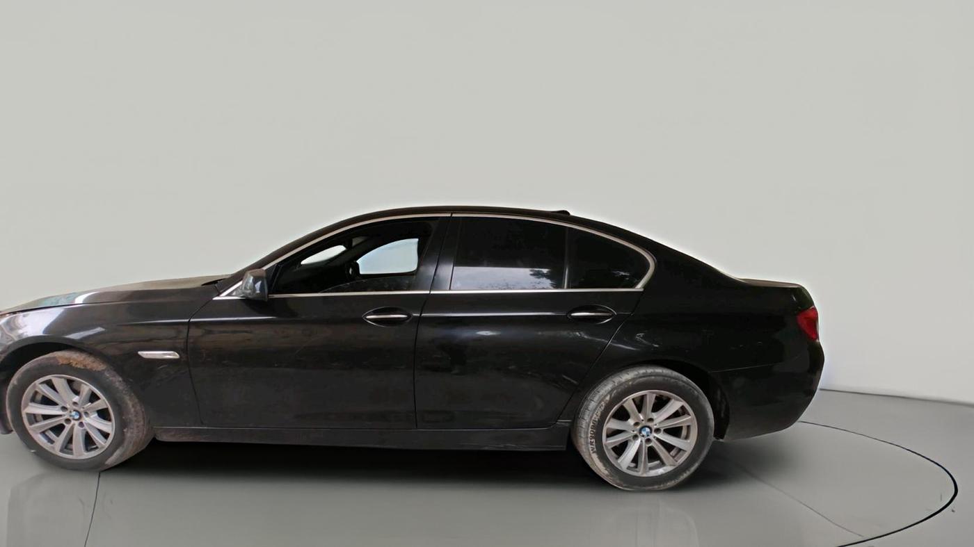 2011 BMW 5 Series 520D 2.0, Diesel, Automatic, 1,39,066 km, exterior