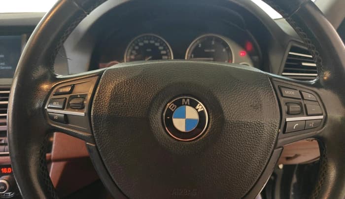 2011 BMW 5 Series 520D 2.0, Diesel, Automatic, 1,39,066 km, interior