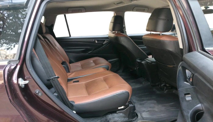 2022 Toyota Innova Crysta 2.4 GX AT 7 STR, Diesel, Automatic, 38,881 km, interior