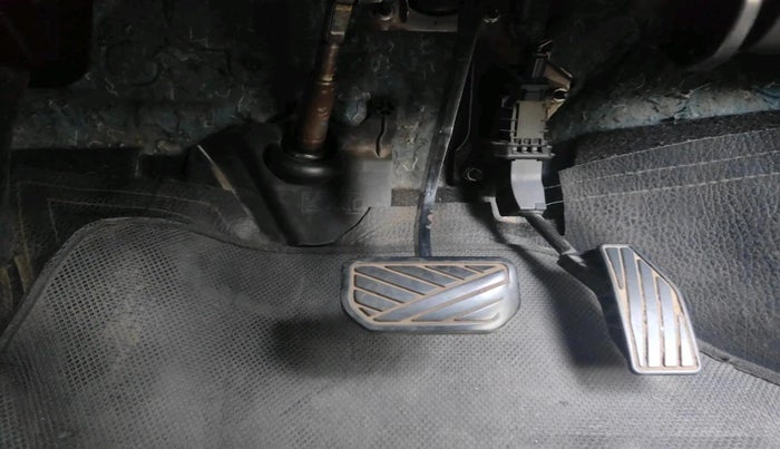 2020 Maruti XL6 ALPHA AT, Petrol, Automatic, 1,38,790 km, interior