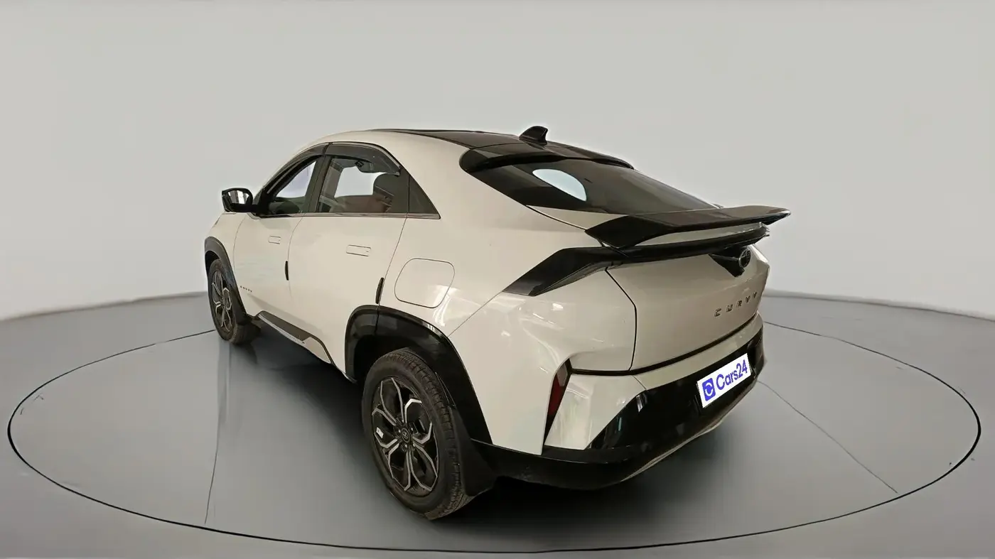 2025 Tata Curvv Accomplished Plus A 1.5 Diesel 7DCA, Diesel, Automatic, 16,557 km, exterior