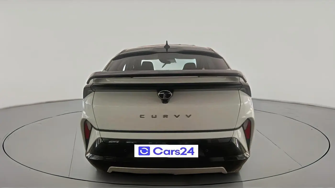 2025 Tata Curvv Accomplished Plus A 1.5 Diesel 7DCA, Diesel, Automatic, 16,557 km, exterior