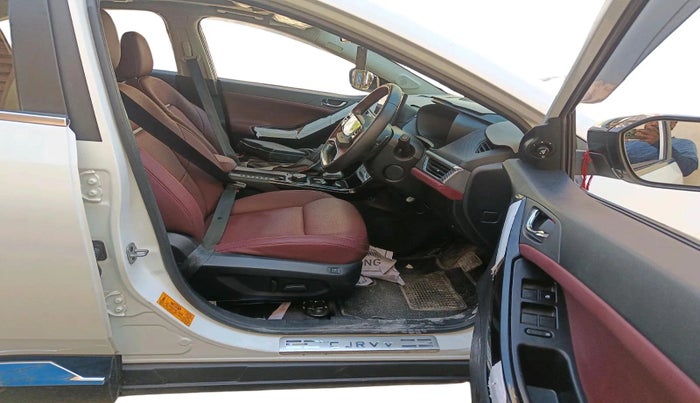 2025 Tata Curvv Accomplished Plus A 1.5 Diesel 7DCA, Diesel, Automatic, 16,557 km, interior