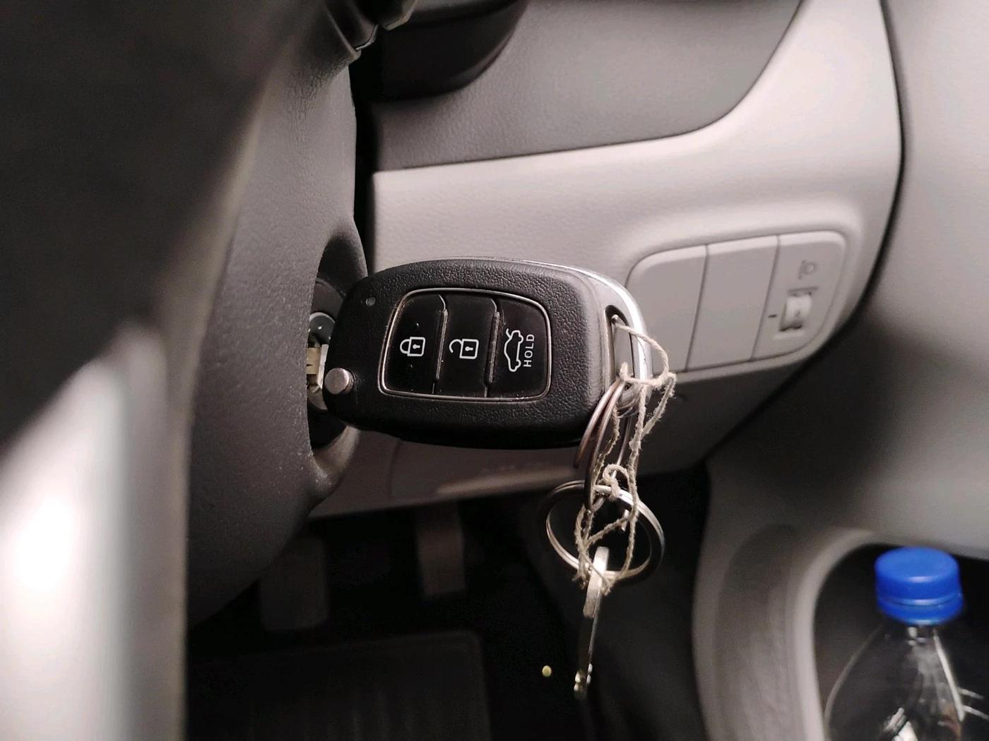 2019 Hyundai GRAND I10 NIOS SPORTZ 1.2 KAPPA VTVT, Petrol, Manual, 63,329 km, interior