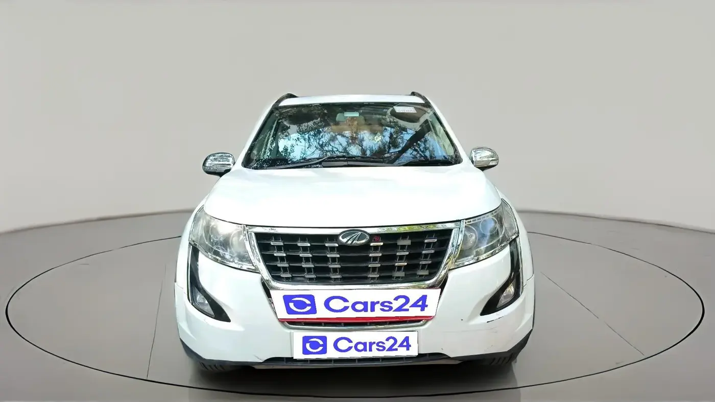 2018 Mahindra XUV500 W7, Diesel, Manual, 1,59,192 km, exterior