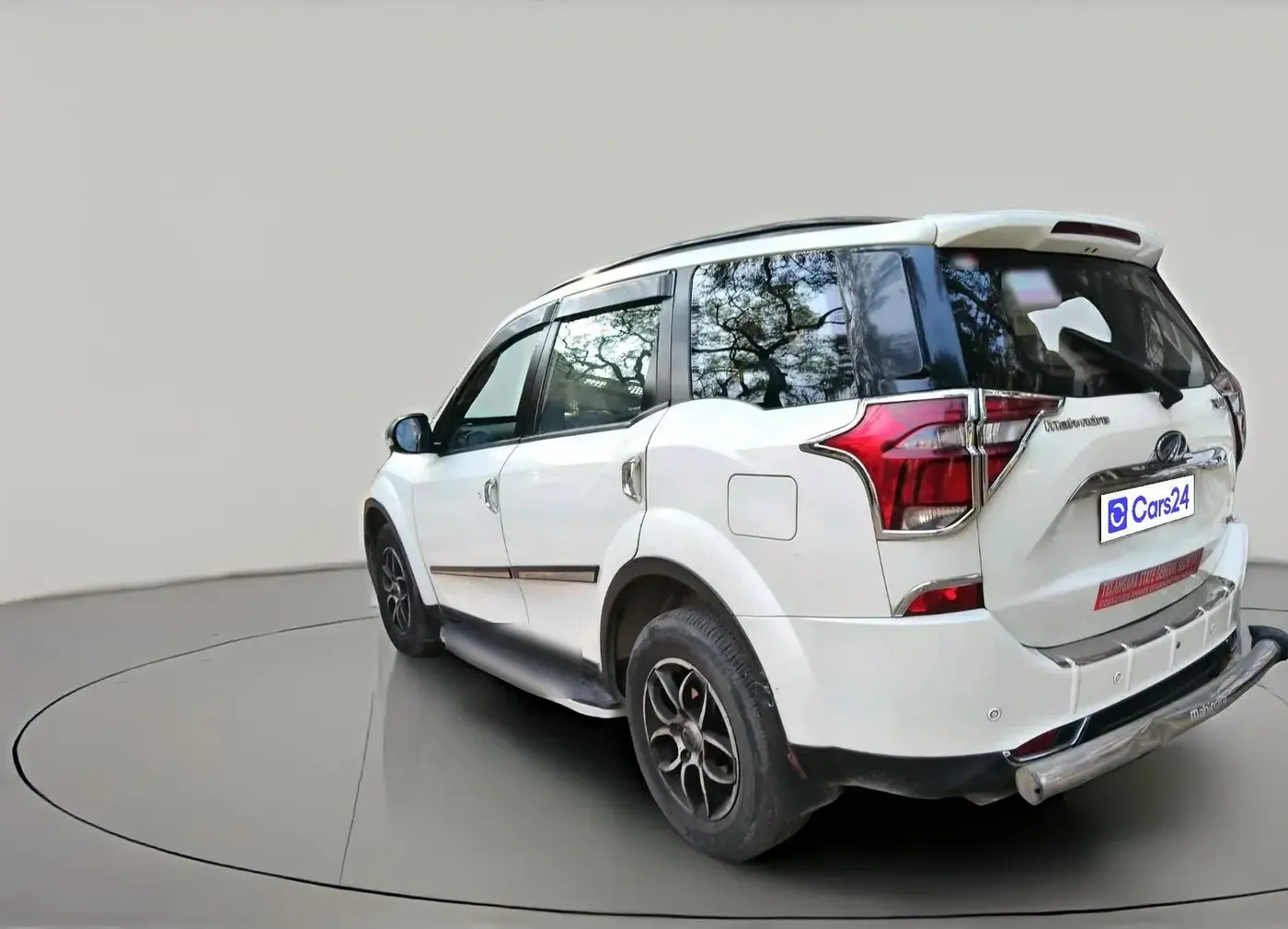 2018 Mahindra XUV500 W7, Diesel, Manual, 1,59,192 km, exterior