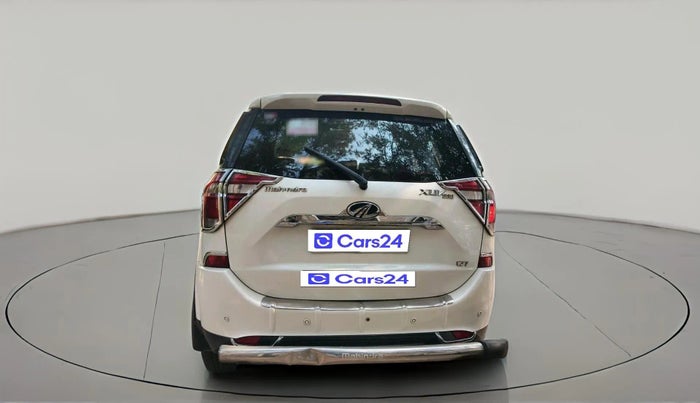 2018 Mahindra XUV500 W7, Diesel, Manual, 1,59,192 km, exterior