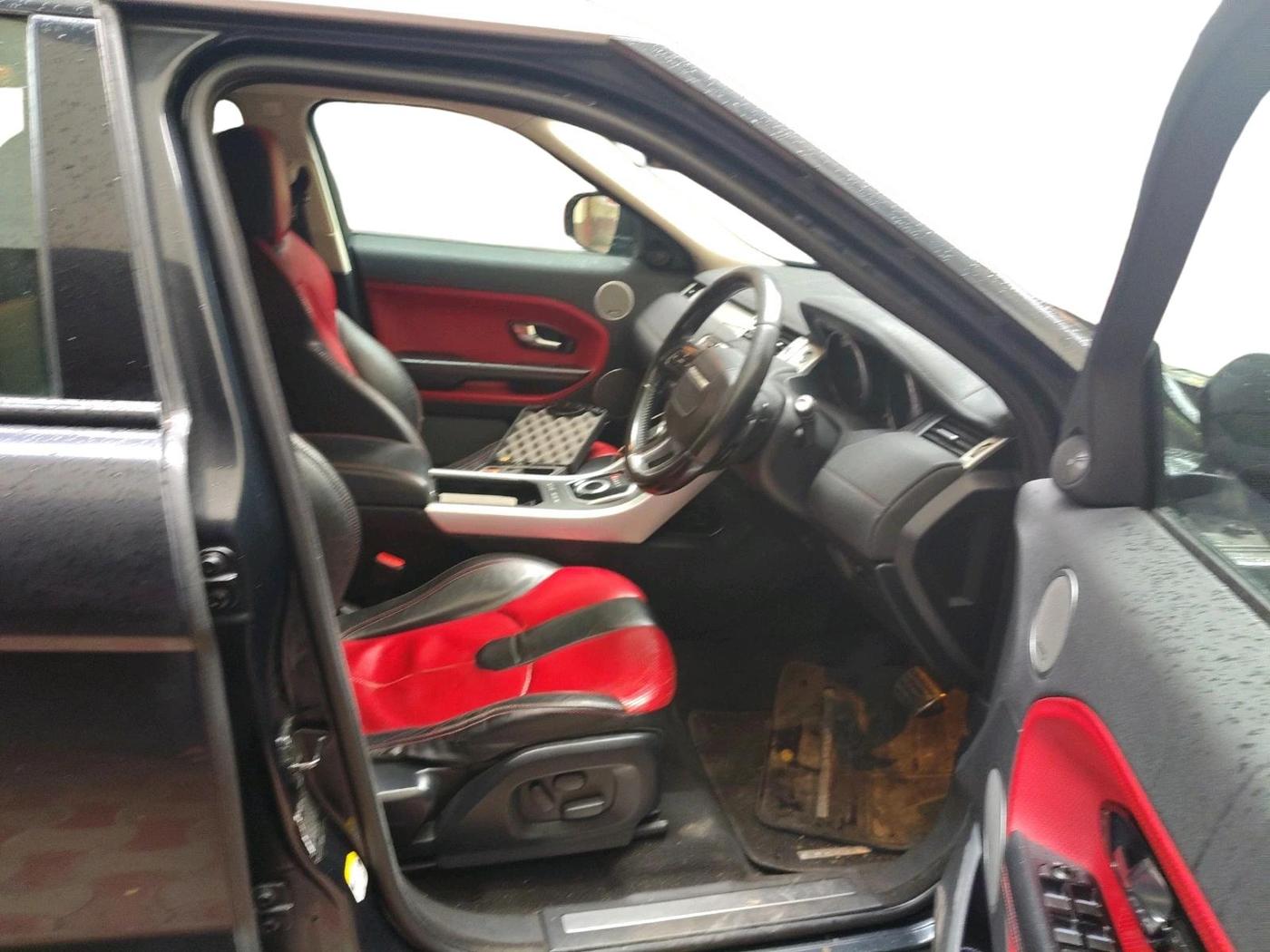 2011 Landrover Range Rover Evoque DYNAMIC SD4, Diesel, Automatic, 1,26,316 km, interior