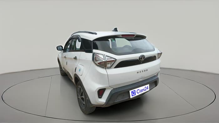 2023 Tata NEXON XM SUNROOF PETROL, Petrol, Manual, 1,15,174 km, exterior