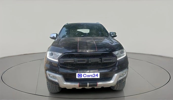 2016 Ford Endeavour TITANIUM 3.2 4X4 AT, Diesel, Automatic, 1,37,909 km, exterior