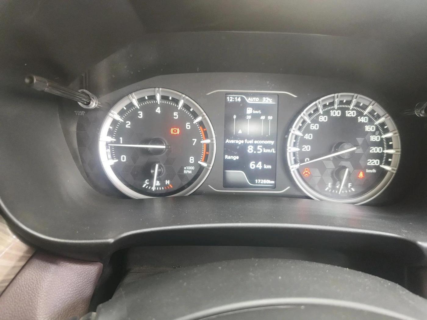 2022 Maruti Grand Vitara ALPHA SMART HYBRID, Petrol, Manual, 17,300 km, interior