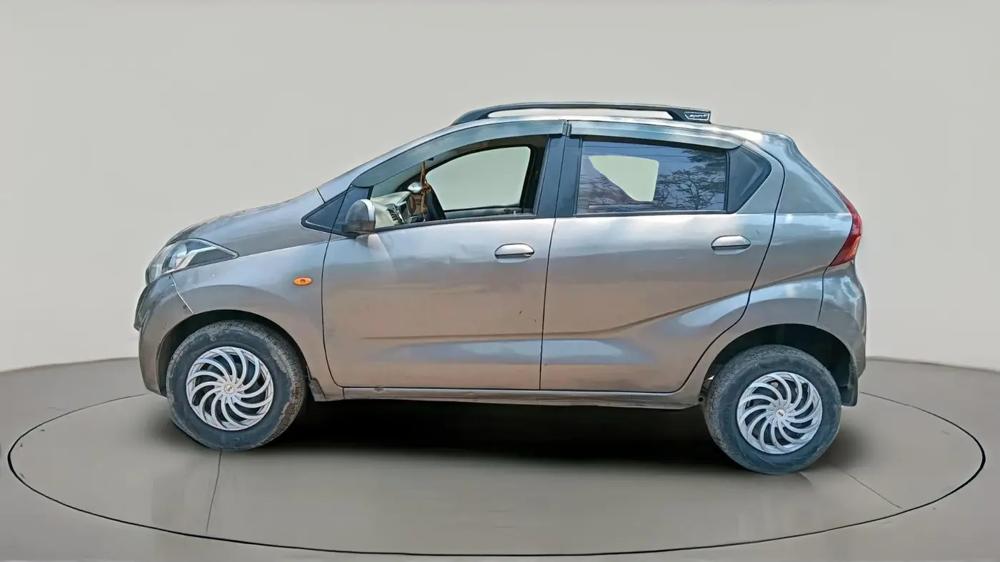 2017 Datsun Redi Go T (O), Petrol, Manual, 1,09,657 km, exterior