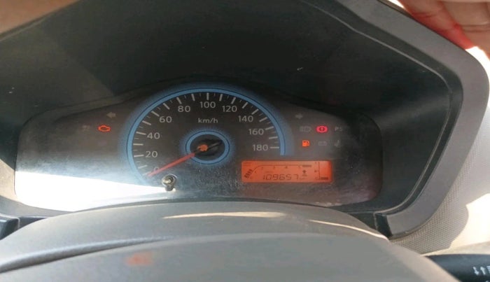 2017 Datsun Redi Go T (O), Petrol, Manual, 1,09,657 km, interior