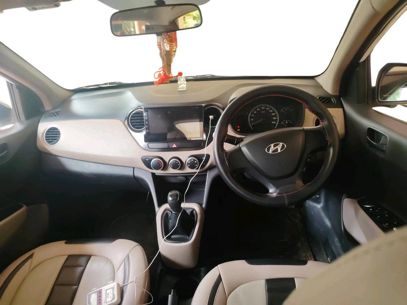 2014 Hyundai Grand i10 MAGNA 1.2 KAPPA VTVT, Petrol, Manual, 1,03,931 km, interior