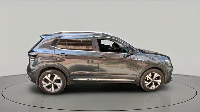 2022 Volkswagen TAIGUN HIGHLINE 1.0 TSI MT, Petrol, Manual, 27,565 km, exterior