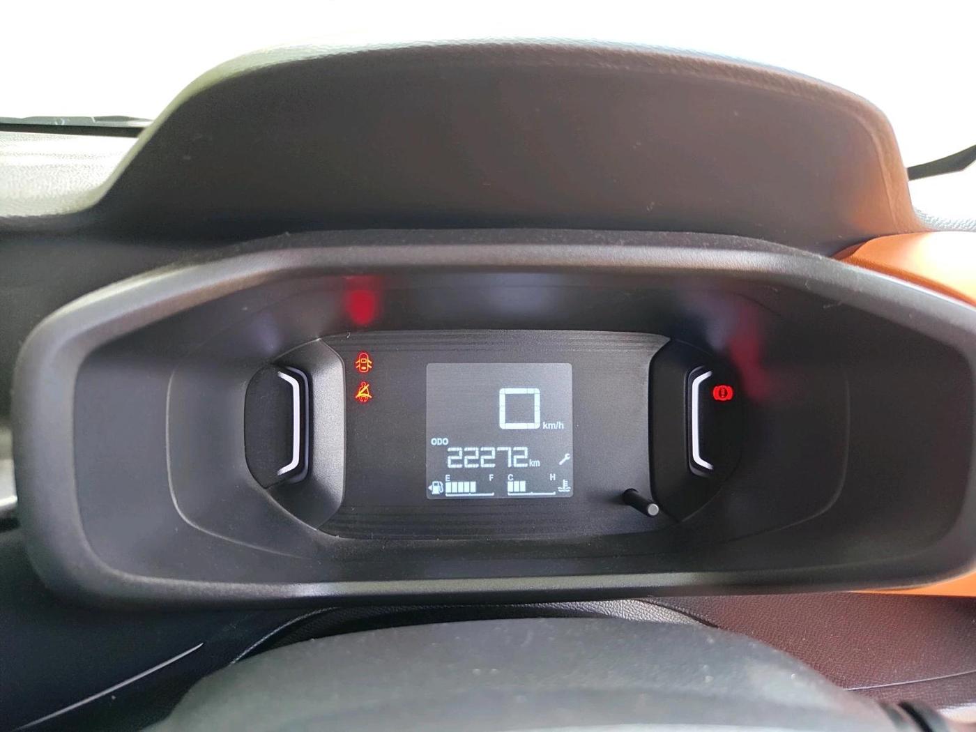 2022 CITROEN C3 FEEL 1.2 DUAL TONE, Petrol, Manual, 22,272 km, interior