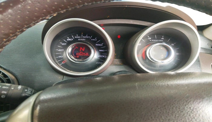2013 Mahindra XUV500 W8, Diesel, Manual, 1,66,816 km, interior