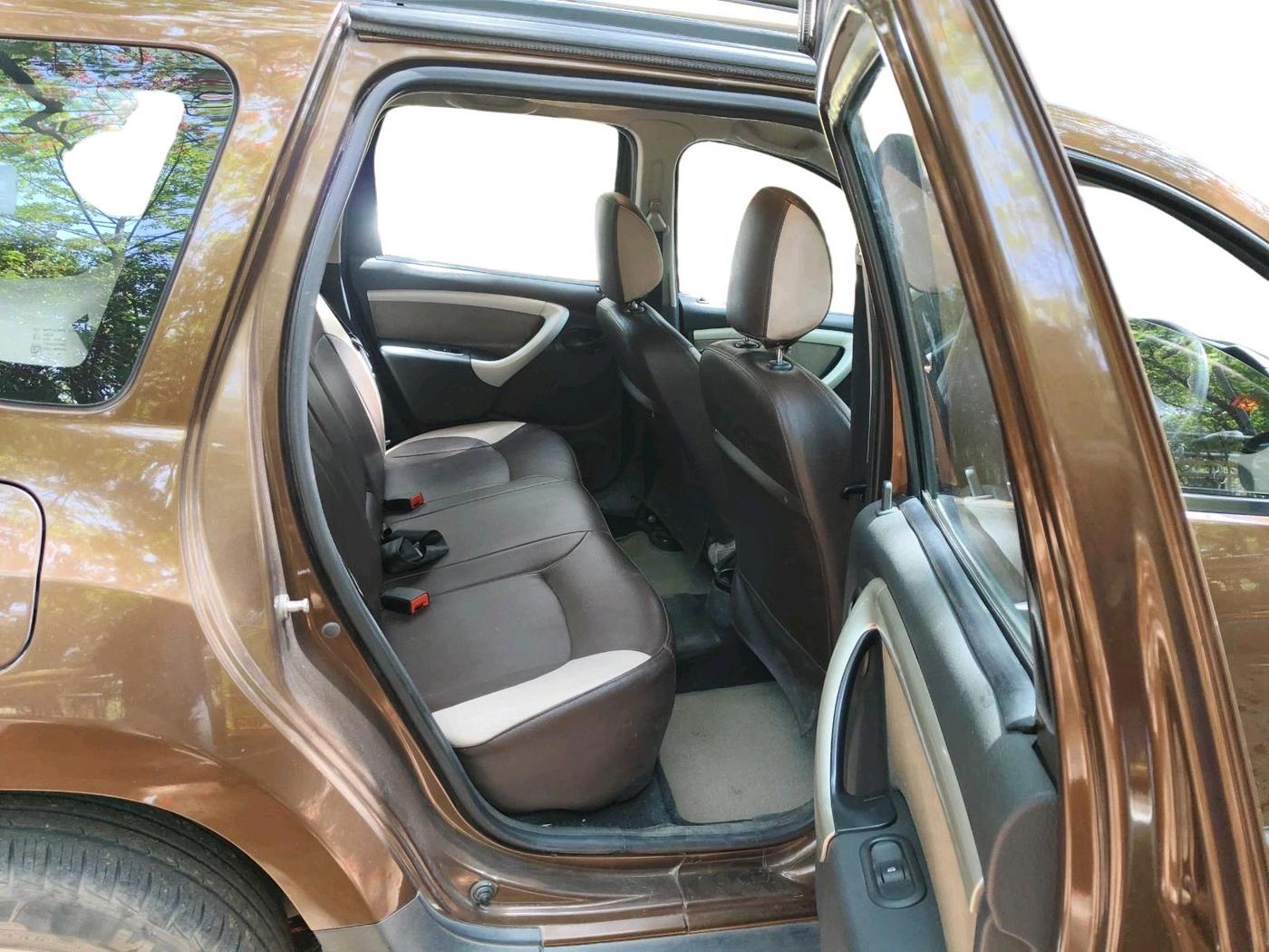 2014 Renault Duster 85 PS RXL DIESEL, Diesel, Manual, 24,215 km, interior