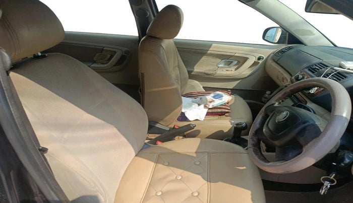 2011 Skoda Fabia ELEGANCE 1.2 TDI, Diesel, Manual, 82,917 km, interior