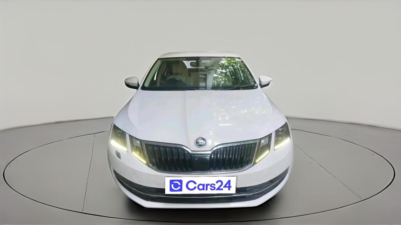 2018 Skoda Octavia 2.0 TDI CR STYLE, Diesel, Manual, 69,054 km, exterior