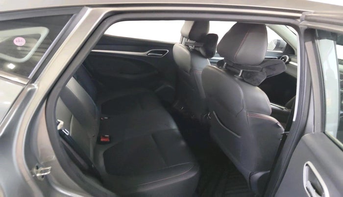 2025 MG ZS EV Essence, Electric, Automatic, 21,118 km, interior