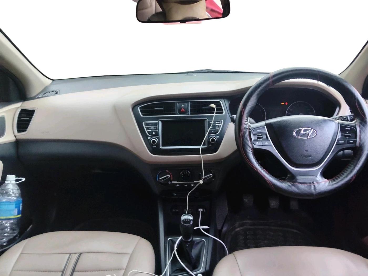 2020 Hyundai Elite i20 SPORTZ PLUS 1.2, Petrol, Manual, 1,41,090 km, interior