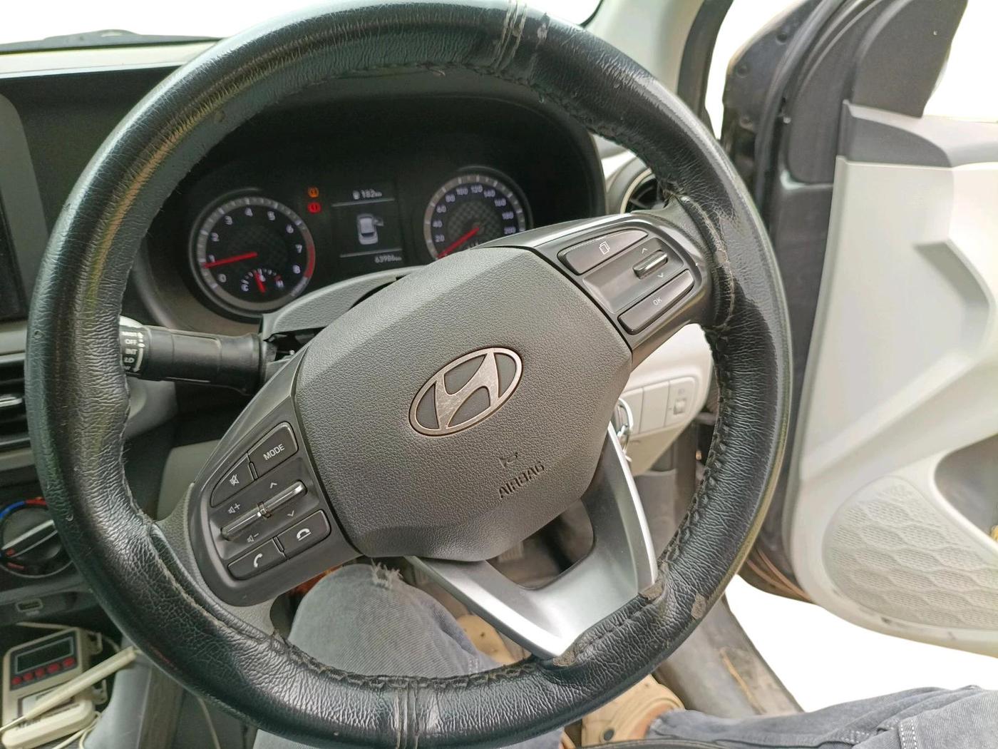 2023 Hyundai GRAND I10 NIOS MAGNA 1.2 KAPPA VTVT, Petrol, Manual, 63,986 km, interior